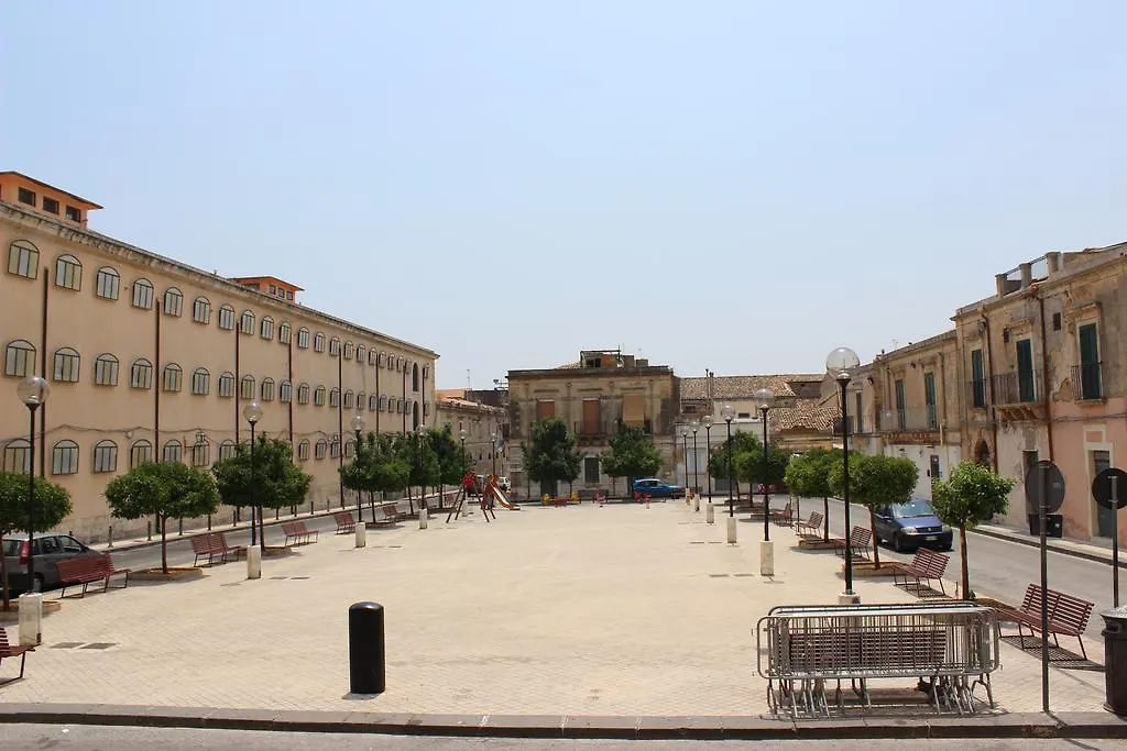La Casa Fiorita Apartment Noto