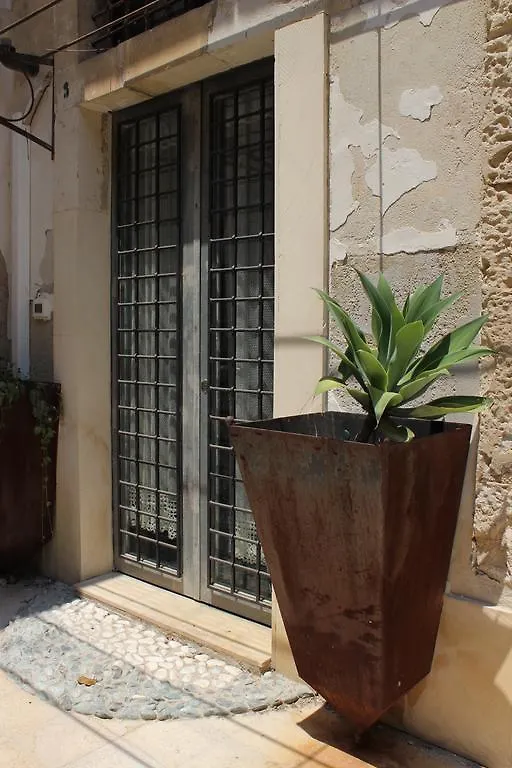 La Casa Fiorita Apartment Noto 0*,  Italy