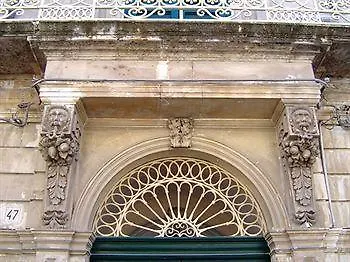 La Casa Fiorita Apartment Noto